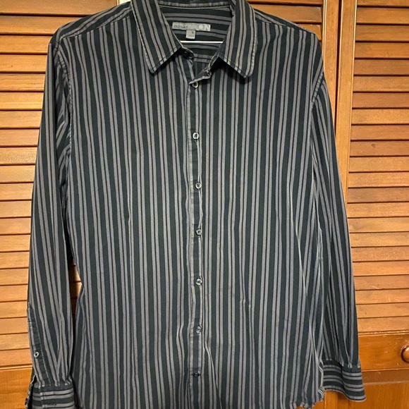 5/$30 Old Navy Button Down Shirt - Picture 2 of 4